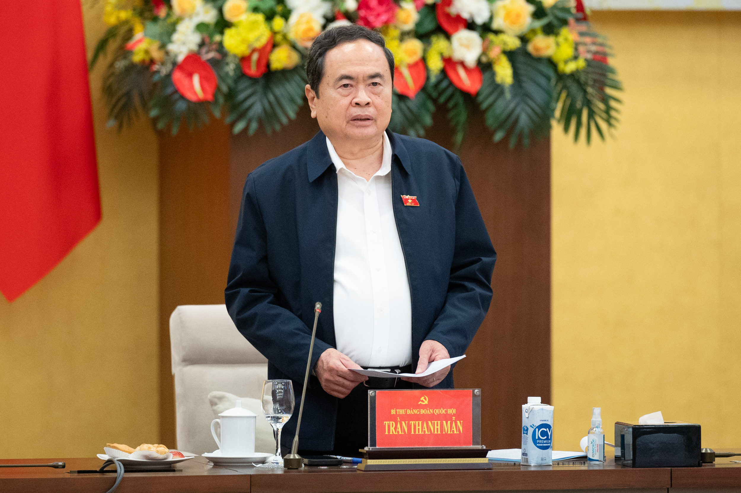 Còn tình trạng người làm thì ít, người chỉ đạo thì nhiều- Ảnh 1. Còn tình trạng người làm thì ít, người chỉ đạo thì nhiều- Ảnh 1.