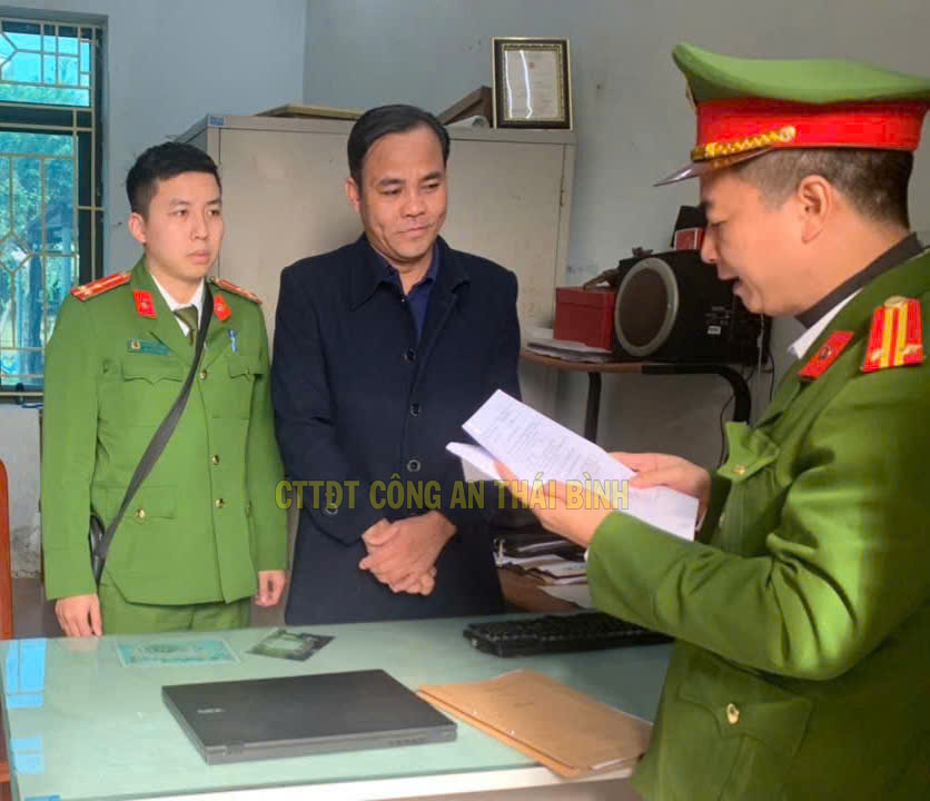 Khởi tố một trưởng phòng ở Cục Thống kê tỉnh Thái Bình
- Ảnh 1.