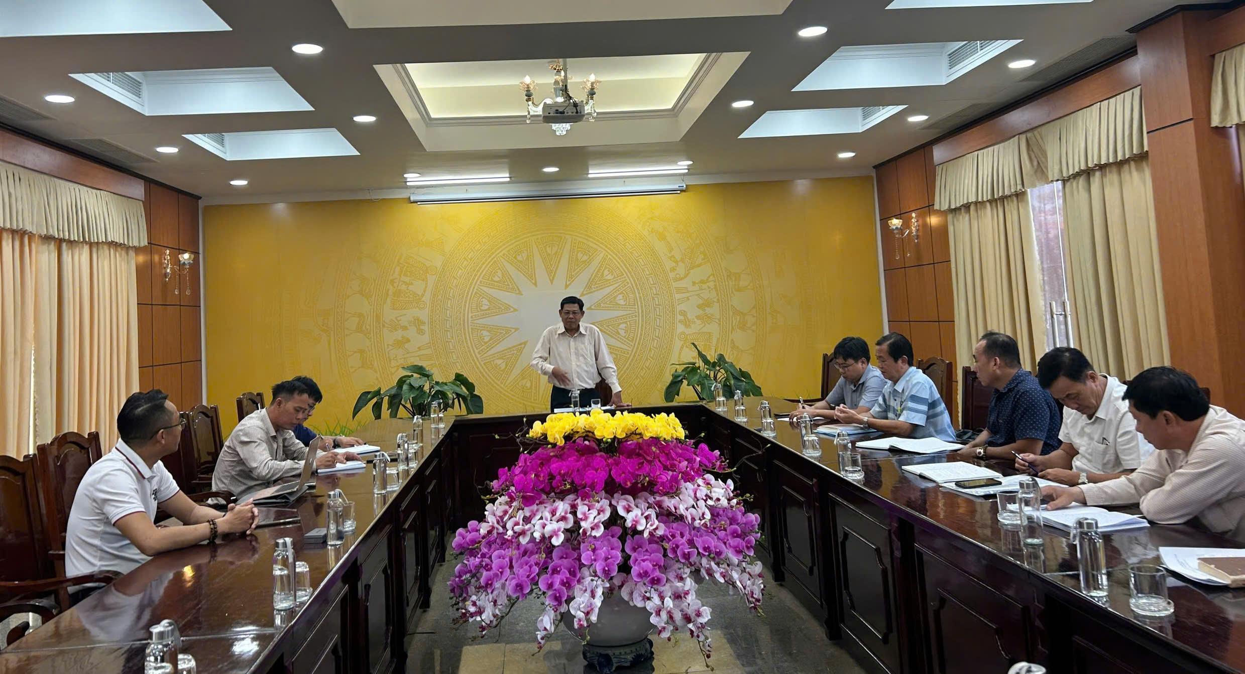 Vụ khai thác trái phép 875.000m3 đất ở An Giang: Vì sao khó xử lý?- Ảnh 1. Vụ khai thác trái phép 875.000m3 đất ở An Giang: Vì sao khó xử lý?- Ảnh 1.