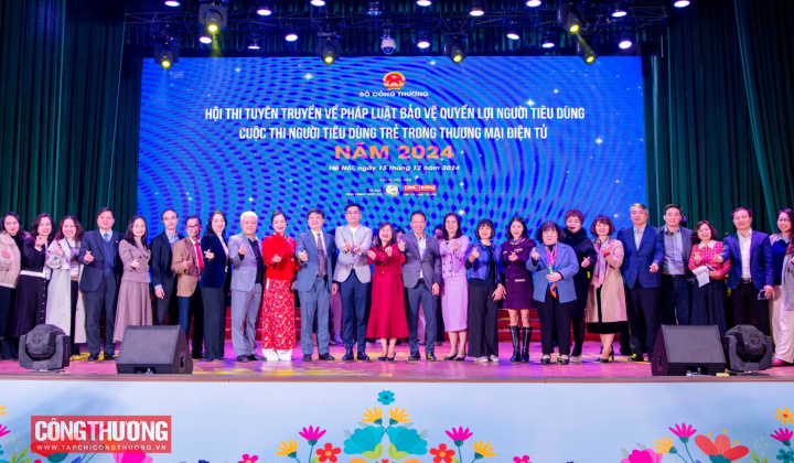 [TIN ẢNH] Vòng Chung kết Hội thi “Người tiêu dùng trẻ trong thương mại điện tử” và Cuộc thi “Tuyên truyền pháp luật bảo vệ quyền lợi người tiêu dùng” năm 2024