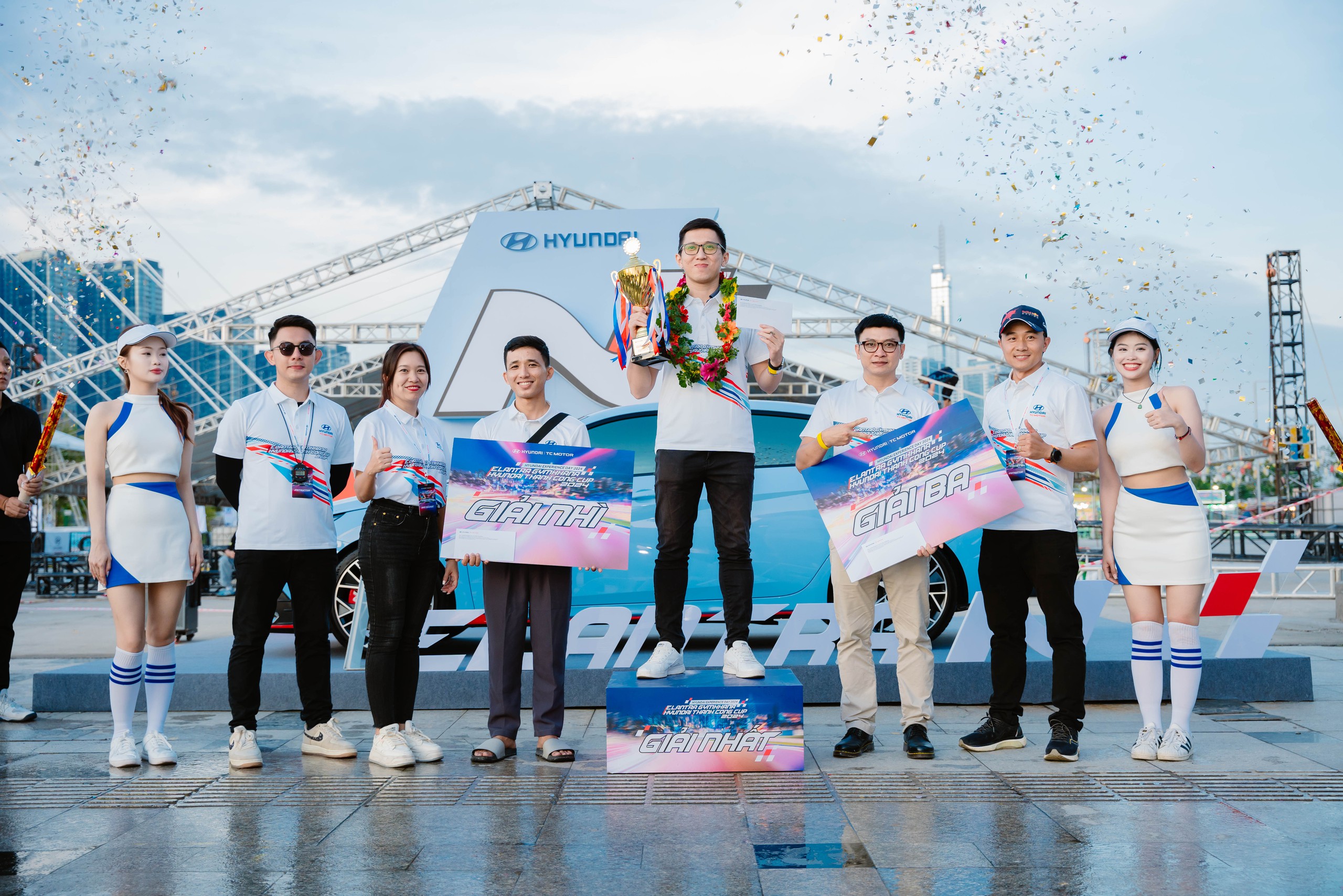 Hơn 15.000 khách hàng tham gia sự kiện trải nghiệm của Hyundai- Ảnh 1. Hơn 15.000 khách hàng tham gia sự kiện trải nghiệm của Hyundai- Ảnh 1.