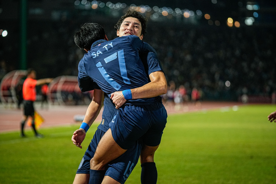 AFF Cup 2024: Bị VAR từ chối bàn thắng, Đông Timor lỡ cơ hội gây địa chấn trước Campuchia- Ảnh 1. AFF Cup 2024: Bị VAR từ chối bàn thắng, Đông Timor lỡ cơ hội gây địa chấn trước Campuchia- Ảnh 1.