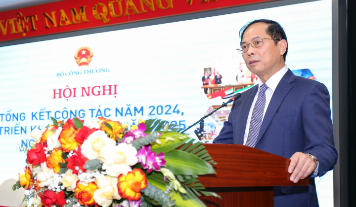 Phó Thủ tướng Bùi Thanh Sơn: Ngành Công Thương đóng góp quan trọng vào thành công chung của cả nước