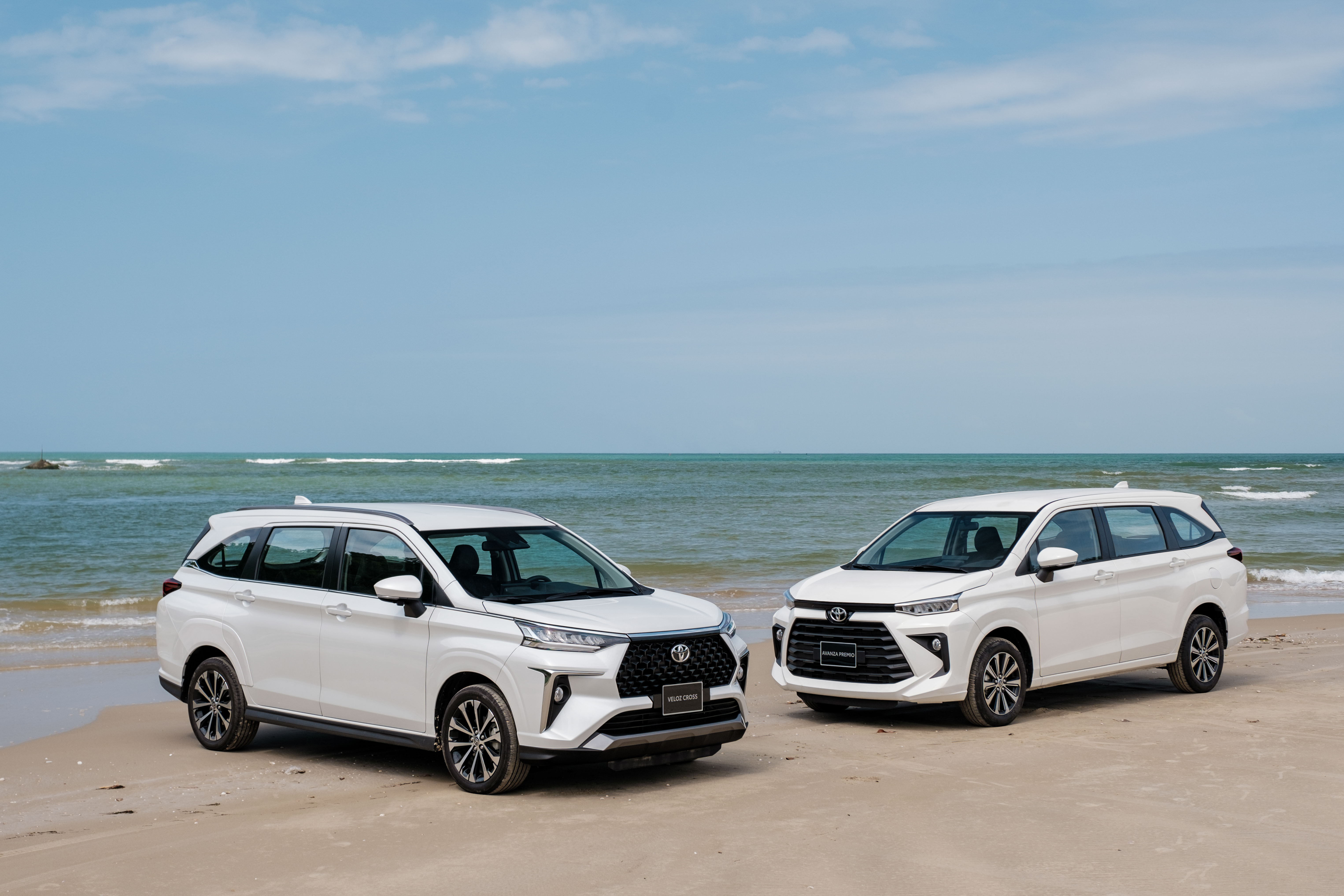 Toyota hâm nóng thị trường ô tô bằng ưu đãi 100% lệ phí trước bạ- Ảnh 1. Toyota hâm nóng thị trường ô tô bằng ưu đãi 100% lệ phí trước bạ- Ảnh 1.
