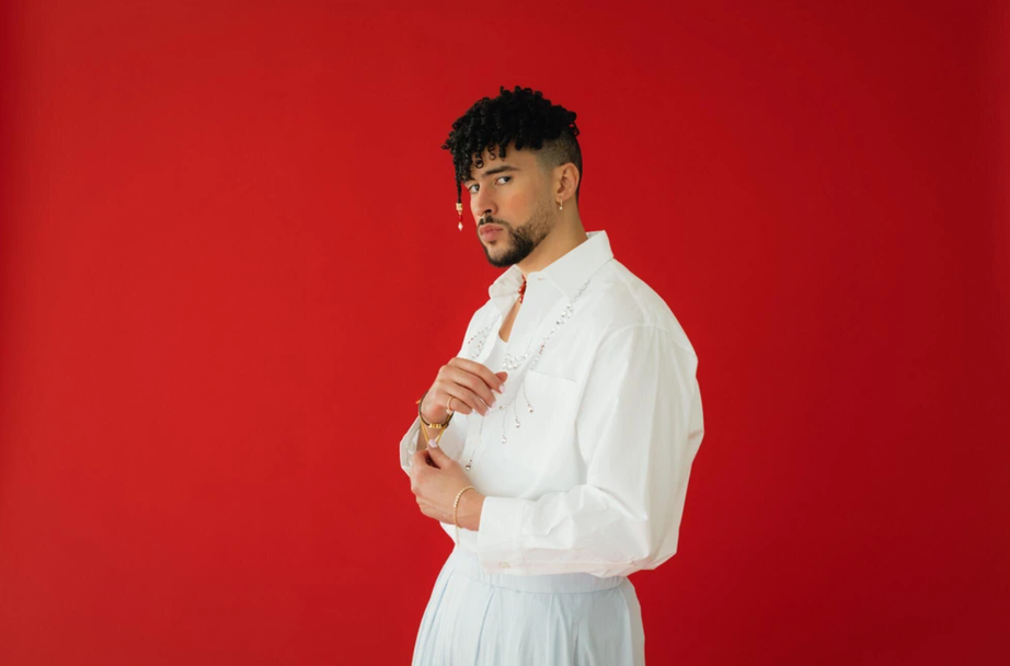 Bad Bunny - chàng ca sĩ trẻ đã đánh bại Taylor Swift- Ảnh 1. Bad Bunny - chàng ca sĩ trẻ đã đánh bại Taylor Swift- Ảnh 1.