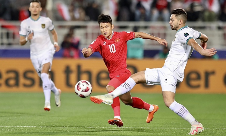 Choáng với số điểm tuyển Việt Nam bị trừ trên bảng xếp hạng FIFA sau trận thua Indonesia- Ảnh 1. Choáng với số điểm tuyển Việt Nam bị trừ trên bảng xếp hạng FIFA sau trận thua Indonesia- Ảnh 1.