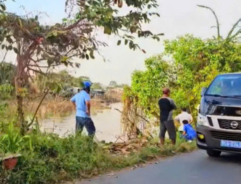 Thông tin bất ngờ vụ nữ nghi phạm giết cụ ông 74 tuổi cướp ba nhẫn vàng ở An Giang- Ảnh 1. Thông tin bất ngờ vụ nữ nghi phạm giết cụ ông 74 tuổi cướp ba nhẫn vàng ở An Giang- Ảnh 1.
