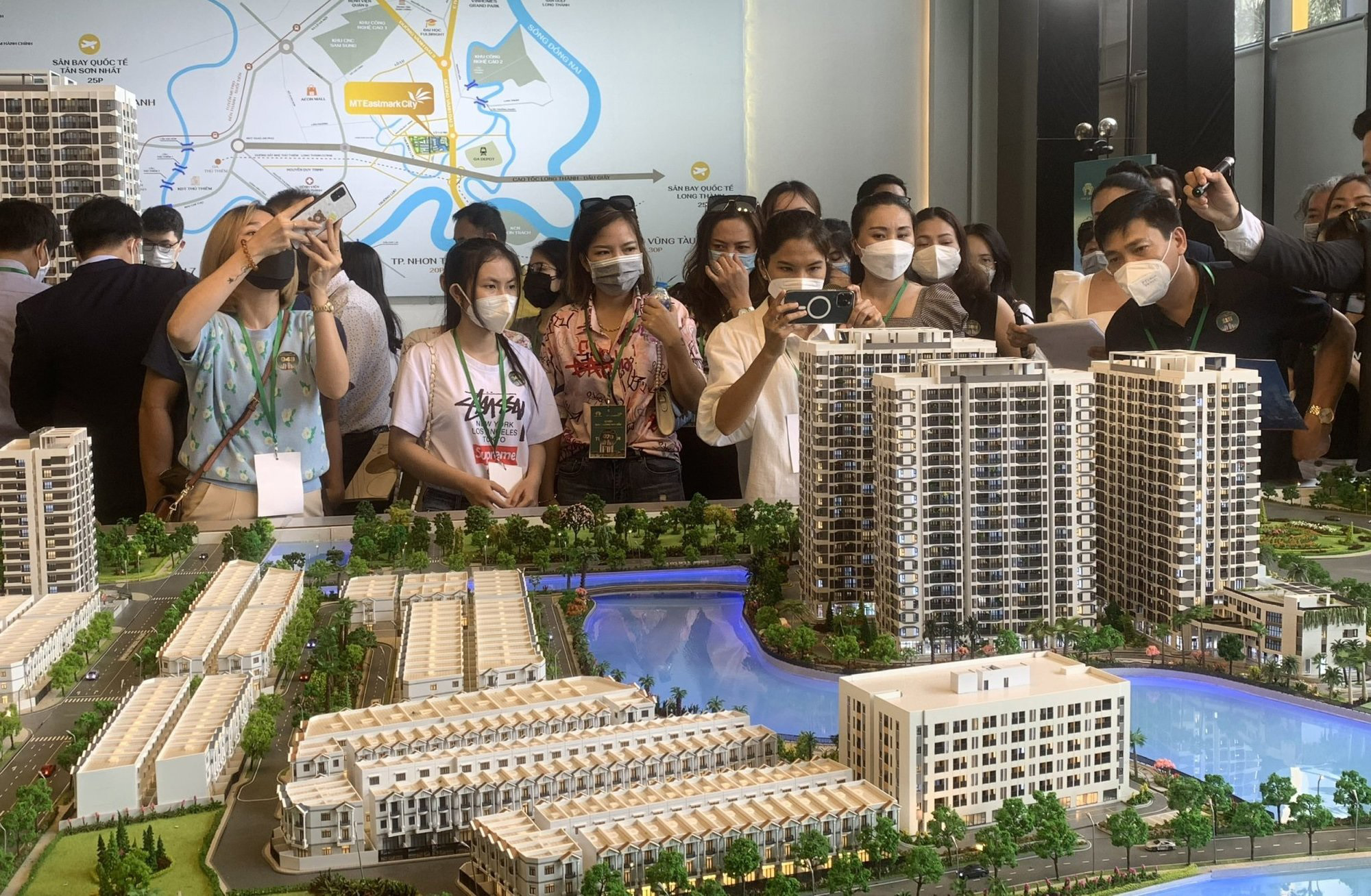 Năm 2025, có tiền đầu tư vào đâu?- Ảnh 1. Năm 2025, có tiền đầu tư vào đâu?- Ảnh 1.