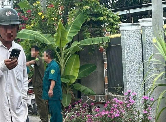 Hai mẹ con tử vong bất thường trong ngôi nhà có nhiều vết máu- Ảnh 1.