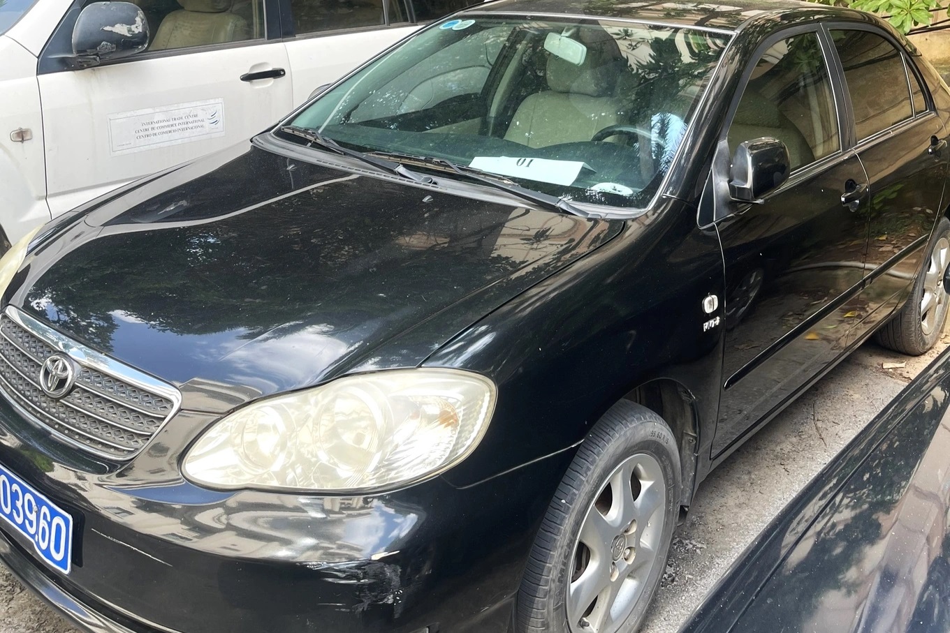 Xe công vụ khó thanh lý bằng đấu giá- Ảnh 1. Xe công vụ khó thanh lý bằng đấu giá- Ảnh 1.