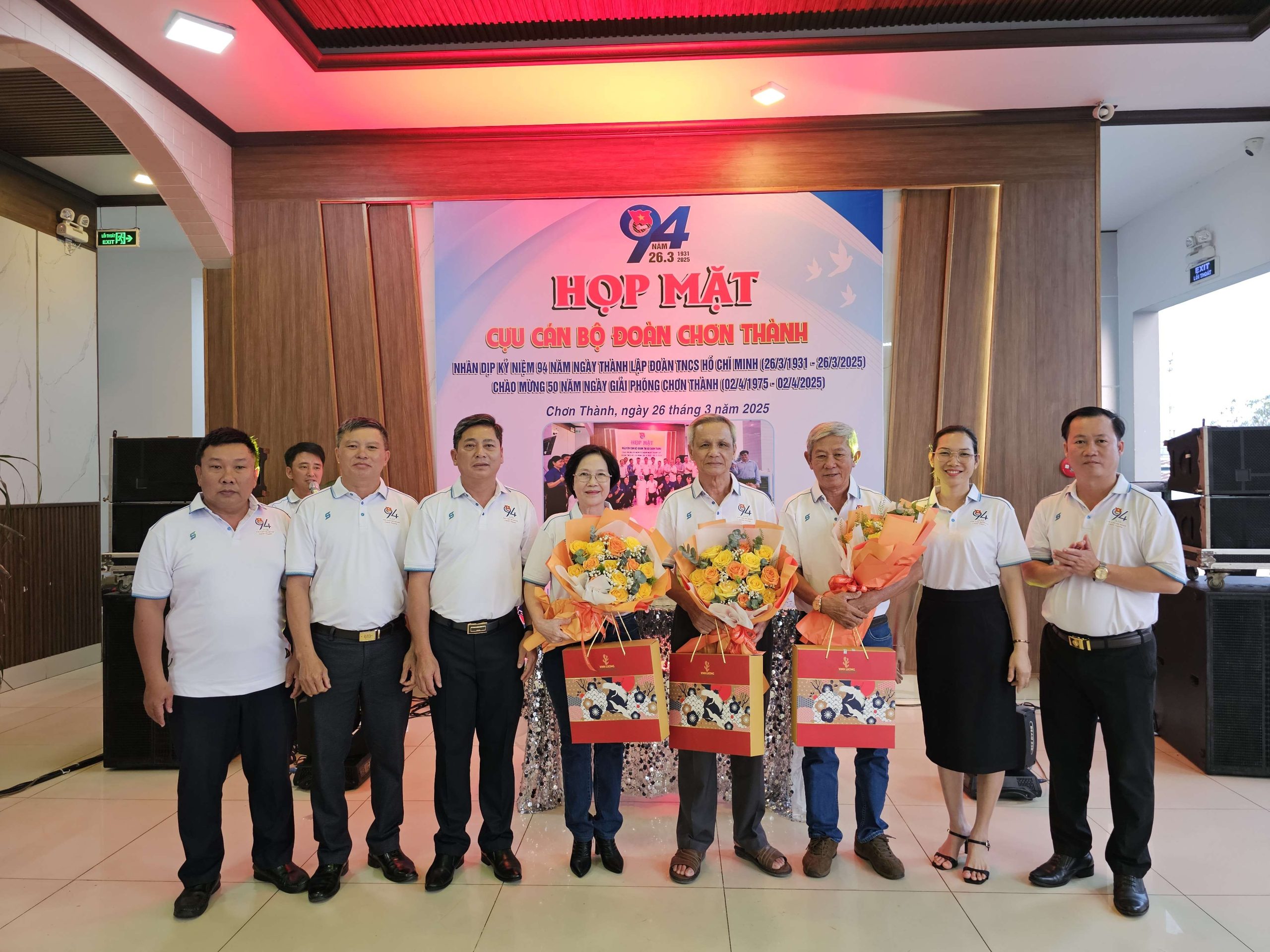 BÌNH PHƯỚC: HỌP MẶT CỰU CÁN BỘ ĐOÀN CHƠN THÀNH NHÂN KỶ NIỆM 94 NĂM NGÀY THÀNH LẬP ĐOÀN TNCS HỒ CHÍ MINH & 50 NĂM NGÀY GIẢI PHÓNG CHƠN THÀNH