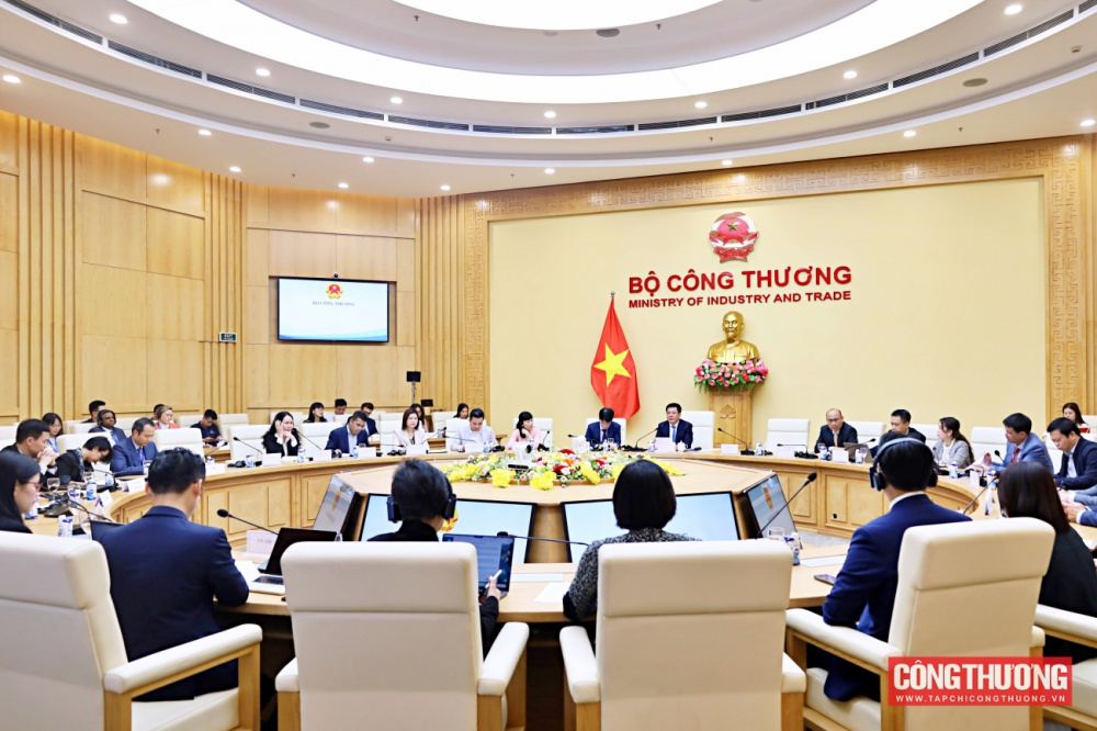 bo-truong-cong-thuong-nguyen-hong-dien-tiep-doan-doanh-nghiep-cua-hoi-dong-kinh-doanh-hoa-ky-asean-usabc_67d93b726b7d7 Bộ trưởng Công Thương Nguyễn Hồng Diên tiếp đoàn doanh nghiệp của Hội đồng Kinh doanh Hoa Kỳ - ASEAN (USABC)