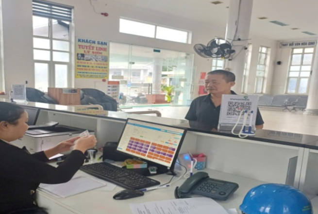 Hơn 23 nghìn người cao tuổi, khuyết tật ở Quảng Ngãi được miễn, giảm vé tàu thủy- Ảnh 1.