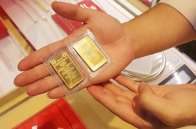 Vàng trong nước nhanh chóng vượt 100 triệu đồng/lượng- Ảnh 1.