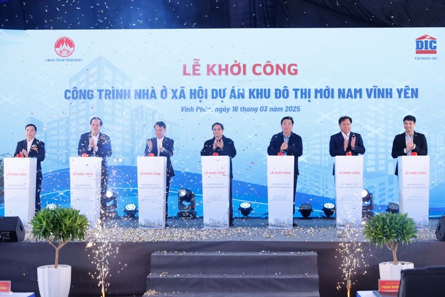 Thủ tướng: Thực hiện phương châm "3 có 2 không" trong phát triển nhà ở xã hội- Ảnh 1. Thủ tướng: Thực hiện phương châm "3 có 2 không" trong phát triển nhà ở xã hội- Ảnh 1.
