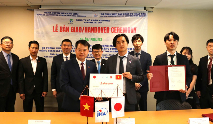 JICA bàn giao 300 thiết bị phát và lưu trữ điện mặt trời cho huyện Mù Cang Chải (Yên Bái)