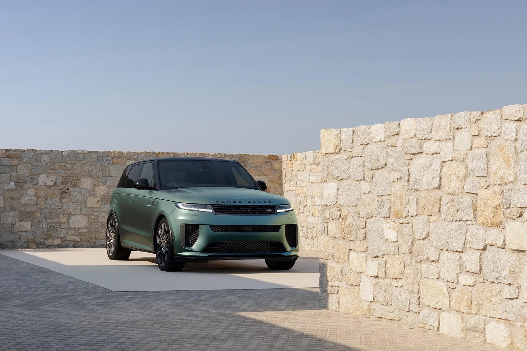 Range Rover trình làng phiên bản đặc biệt- Ảnh 1. Range Rover trình làng phiên bản đặc biệt- Ảnh 1.
