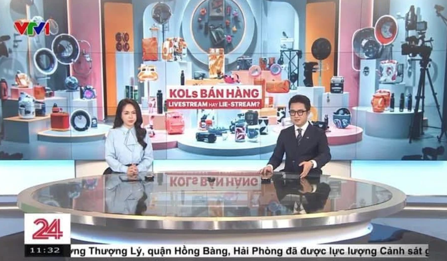 Thấy gì từ vụ MC của VTV phải khóa trang cá nhân sau phóng sự về Quang Linh Vlogs?- Ảnh 1. Thấy gì từ vụ MC của VTV phải khóa trang cá nhân sau phóng sự về Quang Linh Vlogs?- Ảnh 1.