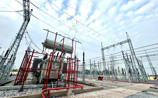 Đóng điện thành công công trình Trạm biến áp 220kV Phú Bình 2 và đường dây rẽ Thái Nguyên – Bắc Giang