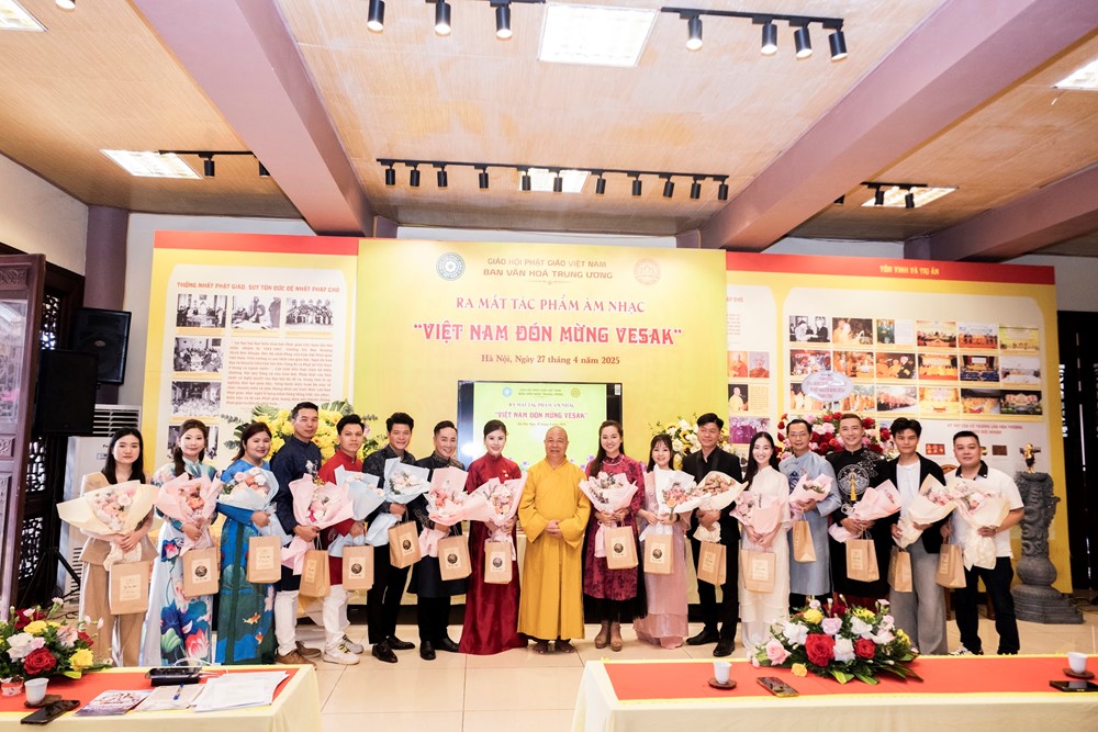 anh_3_lyig Ra mắt MV “Việt Nam đón mừng Vesak” chào mừng Đại lễ Phật đản Liên hợp quốc năm 2025 - ảnh 1