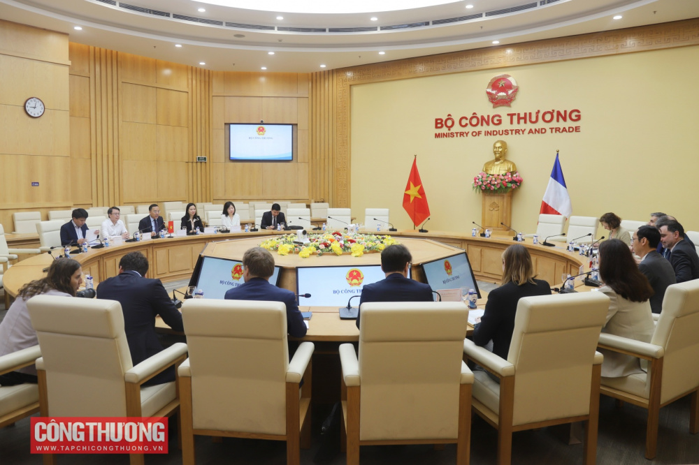 cung-co-hop-tac-viet-nam-phap-trong-linh-vuc-nang-luong-thuong-mai_67fb89f755656 Bộ Công Thương