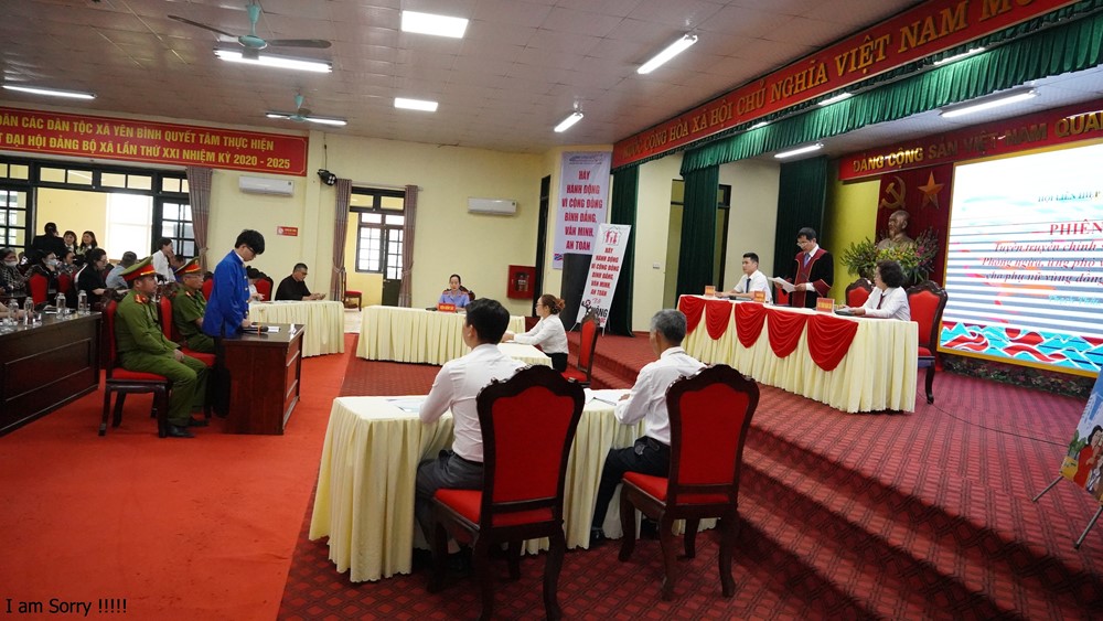 phien_toa_thach_that_2_ovxr Tuyên truyền về phòng chống bạo lực, xâm hại cho phụ nữ tại huyện Thạch Thất - ảnh 1
