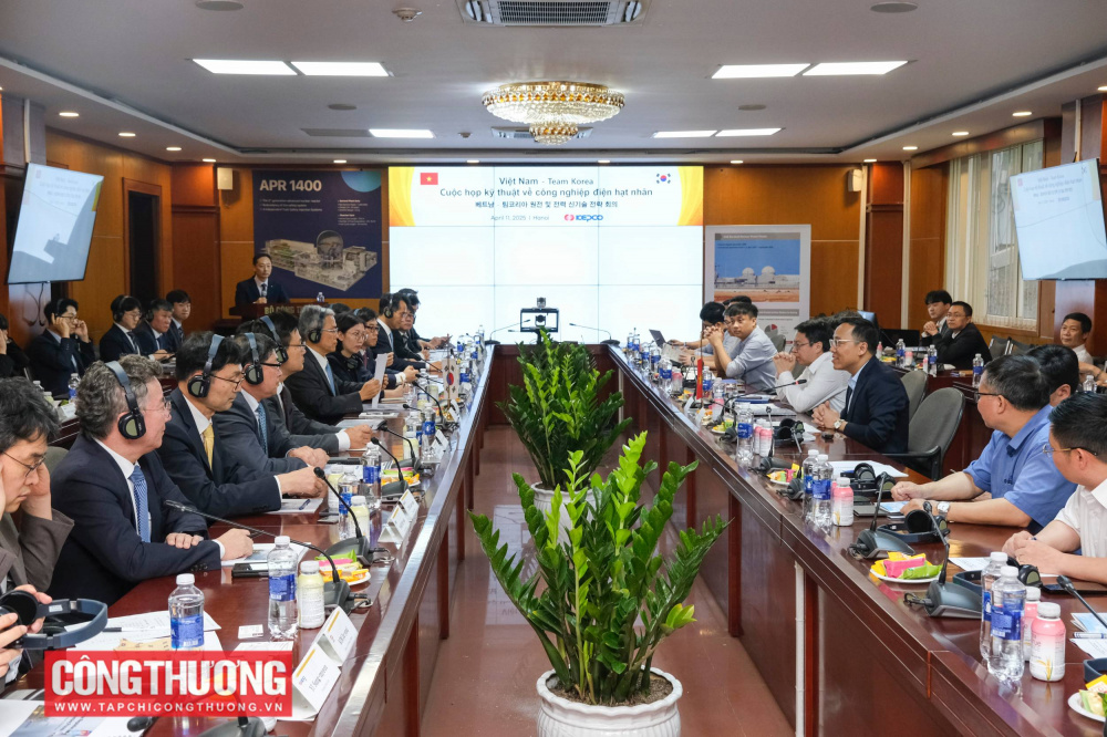 viet-nam-han-quoc-trao-doi-giai-phap-ky-thuat-trong-trien-khai-du-an-dien-hat-nhan_67f894018f855 Sáng 11/4/2025, Bộ Công Thương (Cục Điện lực) phối hợp với Tập đoàn Điện lực Hàn Quốc (KEPCO) tổ chức cuộc họp kỹ thuật về công nghiệp điện hạt nhân