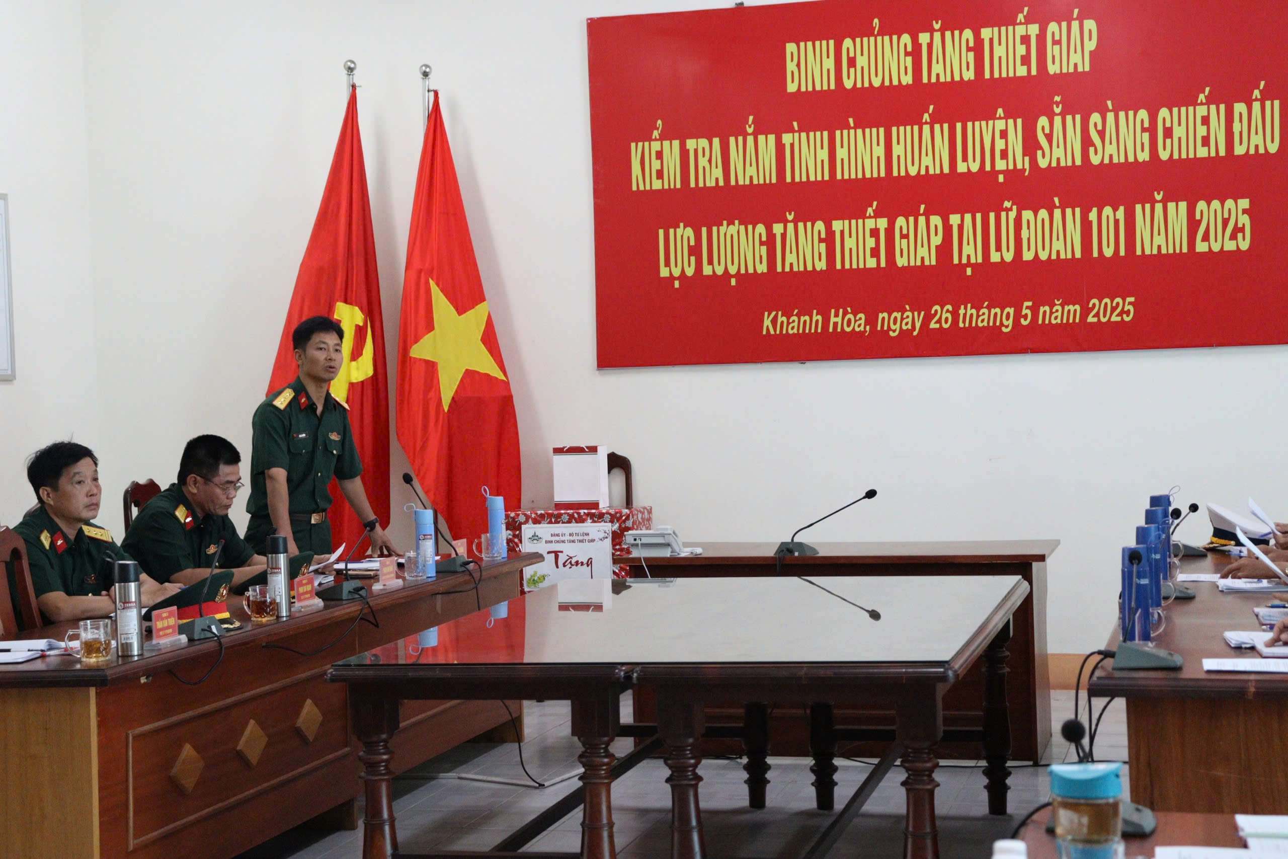 Binh chủng Tăng thiết giáp kiểm tra, nắm tình hình huấn luyện, sẵn sàng chiến đấu lực lượng Tăng thiết giáp tại Lữ đoàn 101, Vùng 4 Hải quân