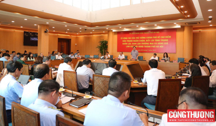 Thứ trưởng Nguyễn Sinh Nhật Tân: Quyết liệt đấu tranh, ngăn chặn buôn lậu, gian lận thương mại, hàng giả