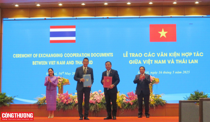 Việt Nam – Thái Lan trao nhiều văn kiện hợp tác quan trọng