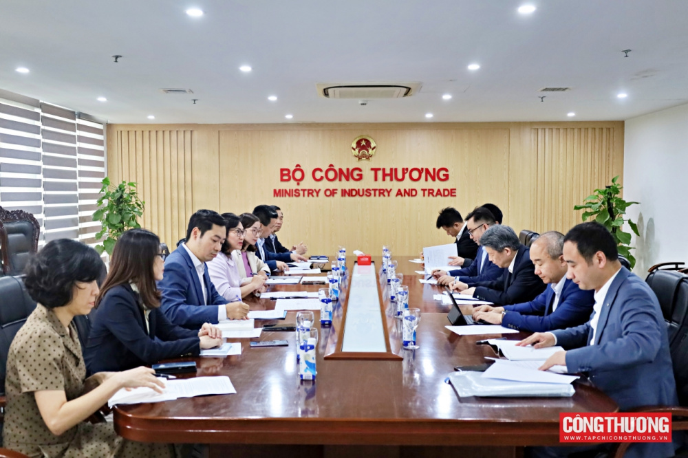 logoimg_1128_68385dfc8848b Thứ trưởng Bộ Công Thương Phan Thị Thắng tiếp xã giao Phó Chủ nhiệm Trung tâm Nghiên cứu Phát triển Quốc vụ viện Trung Quốc