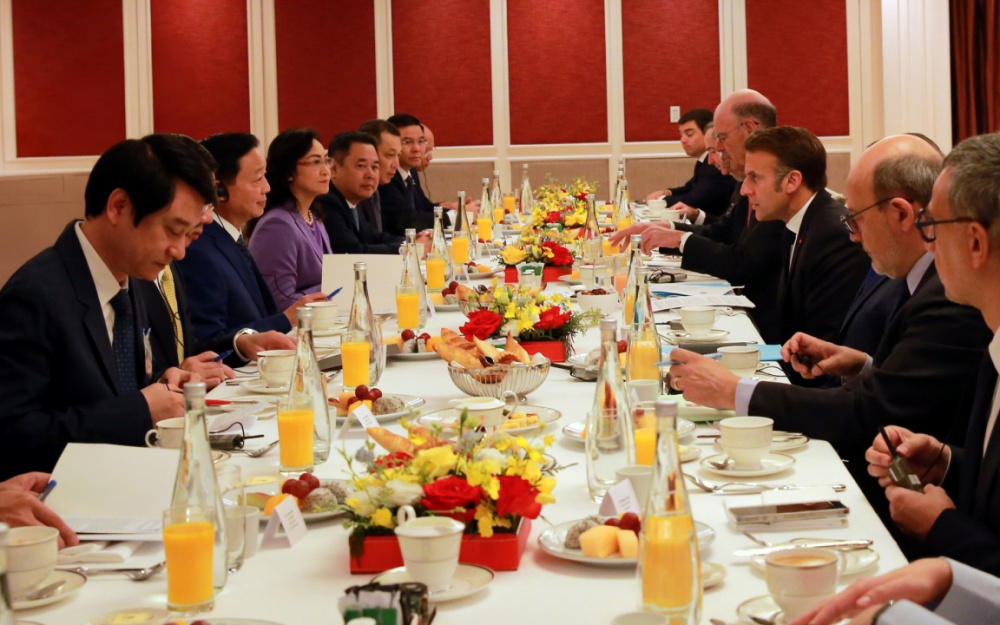 phap-cam-ket-dong-hanh-cung-viet-nam-thuc-day-chuyen-doi-nang-luong_6836829b13a81 chuyển đổi năng lượng