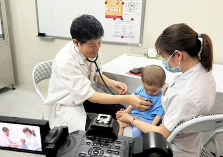 te1_rkqv Hà Nội: Khám sàng lọc miễn phí bệnh tim bẩm sinh cho trẻ em - ảnh 1