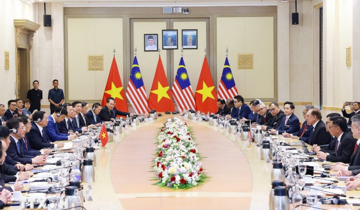 Thủ tướng Phạm Minh Chính hội đàm với Thủ tướng Malaysia