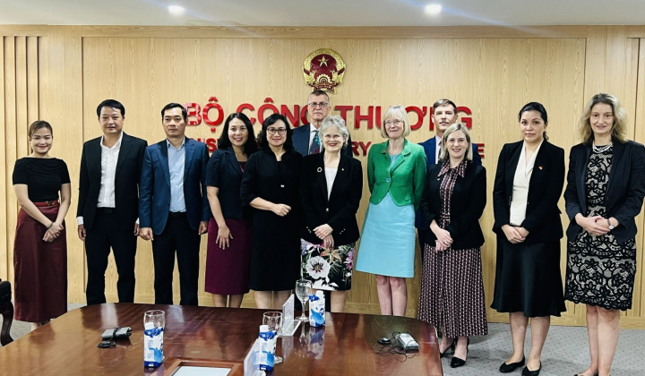 Thúc đẩy hợp tác thương mại, đầu tư, giáo dục giữa Việt Nam và Bang Nam Úc