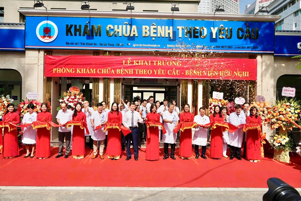 0ffdbb2425fd92a3cbec_ayqt Bệnh viện Hữu Nghị khai trương Phòng khám chữa bệnh theo yêu cầu: Nâng tầm chất lượng chăm sóc sức khỏe cộng đồng - ảnh 1