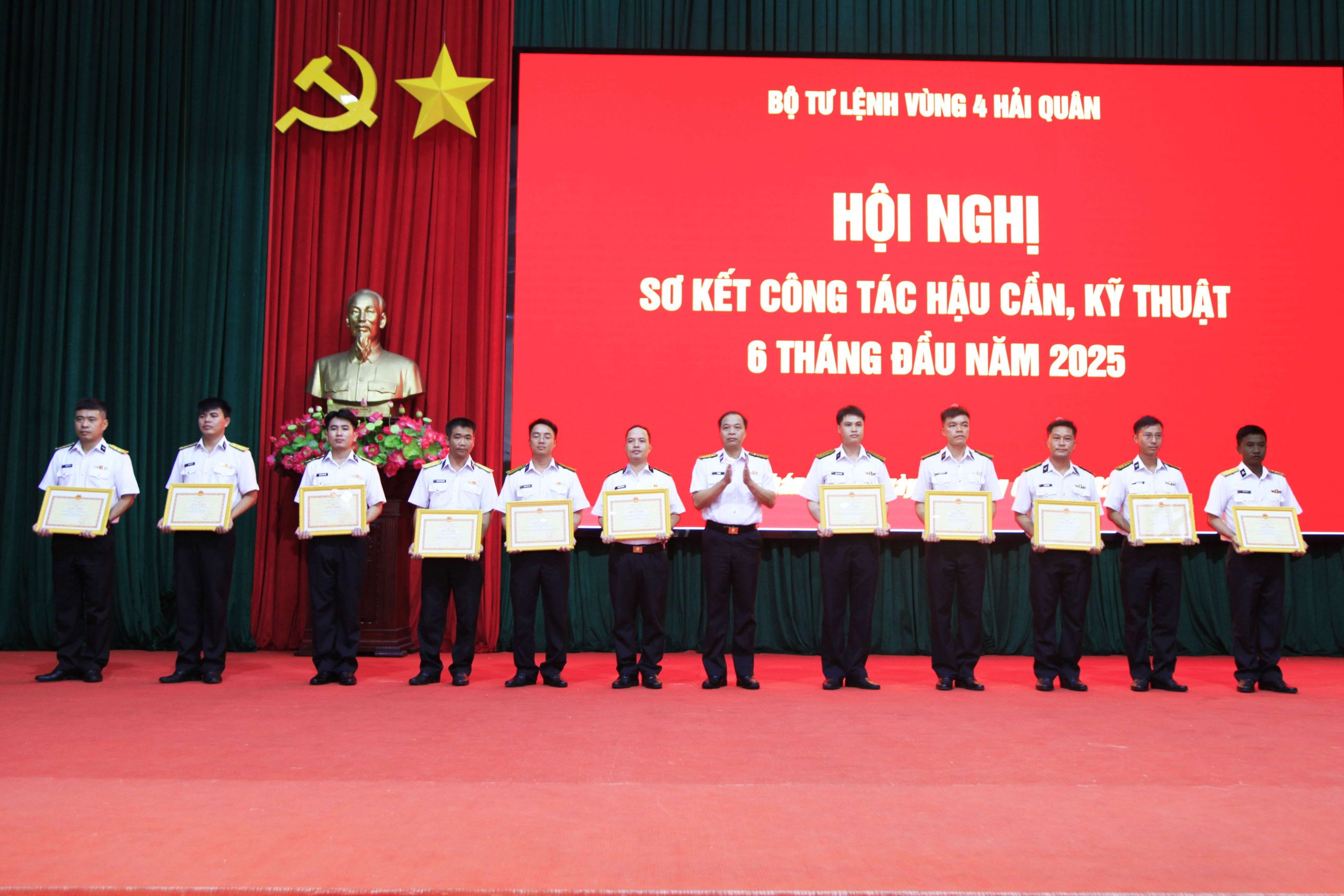 Vùng 4 Hải quân bảo đảm tốt hậu cần, kỹ thuật cho các nhiệm vụ 6 tháng đầu năm 2025