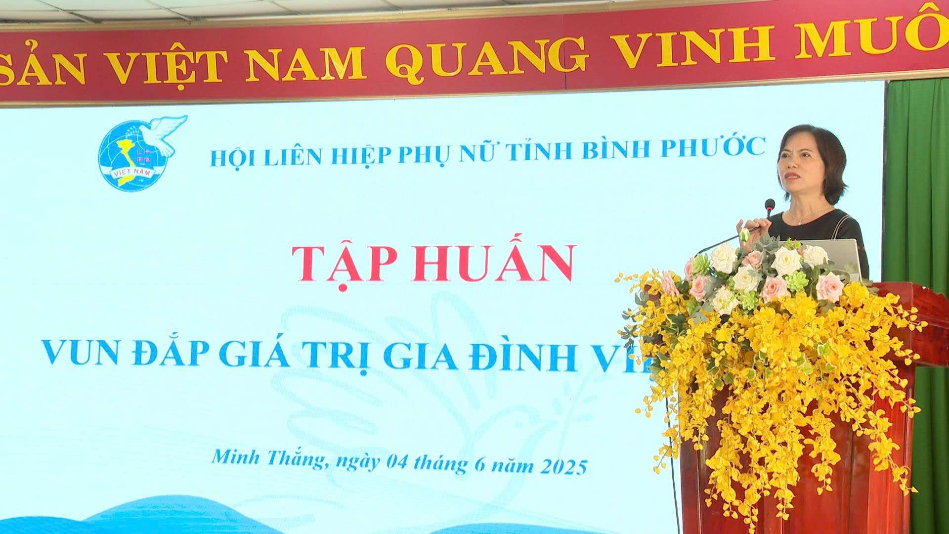 Bình Phước: Tuyên truyền nâng cao kiến thức về “Vun đắp, giữ gìn giá trị tốt đẹp của gia đình Việt Nam” và ra mắt mô hình “Dịch vụ gia đình”