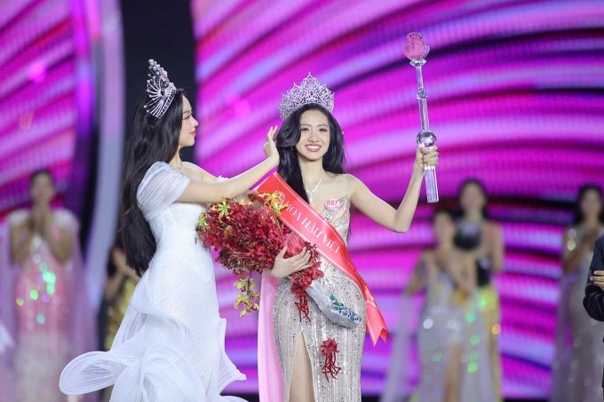 hoa-hau-ha-truc-linh-1-1751042-2515-8817-1751042632_hdwe Người đẹp Hà Trúc Linh đăng quang Hoa hậu Việt Nam 2024 - ảnh 1