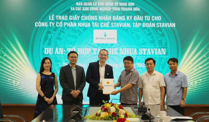 Dự án Tổ hợp Tái chế Nhựa Stavian chính thức nhận chứng nhận đăng ký đầu tư