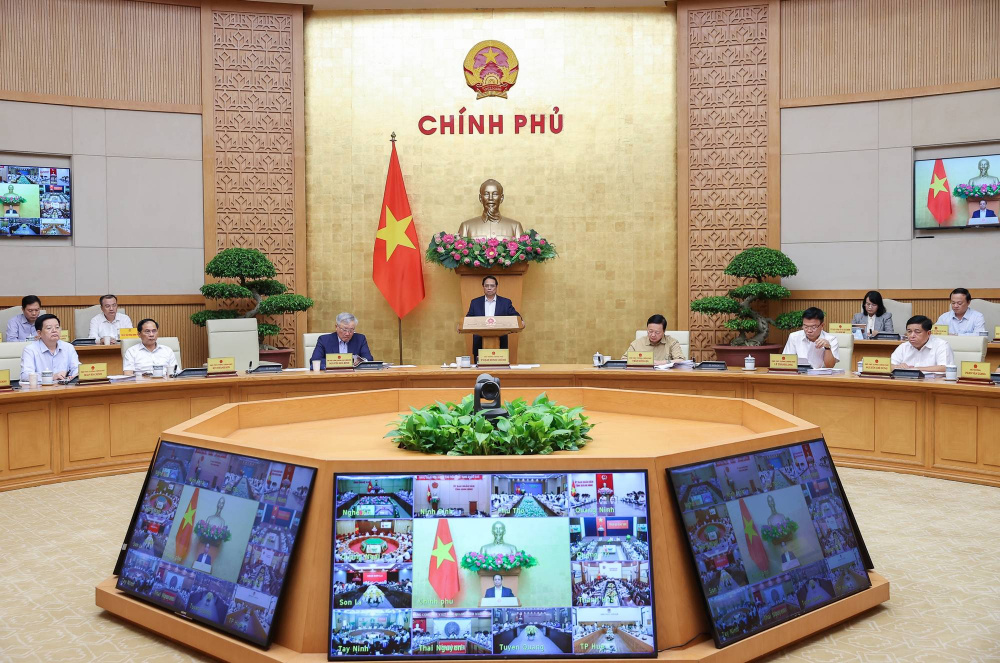 thu-tuong-yeu-cau-kien-dinh-muc-tieu-thuc-hien-3-tang-toc_6867459a1596f Chiều 3/7, Thủ tướng Phạm Minh Chính chủ trì Phiên họp Chính phủ thường kỳ và Hội nghị trực tuyến Chính phủ với địa phương tháng 6/2025 - Ảnh: VGP