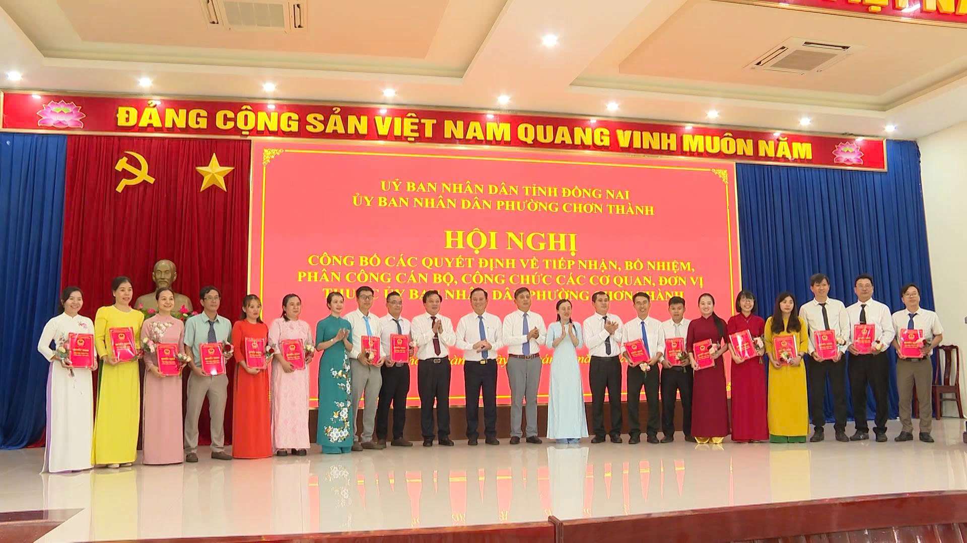 UBND phường Chơn Thành, tỉnh Đồng Nai: Công bố Quyết định về công tác cán bộ