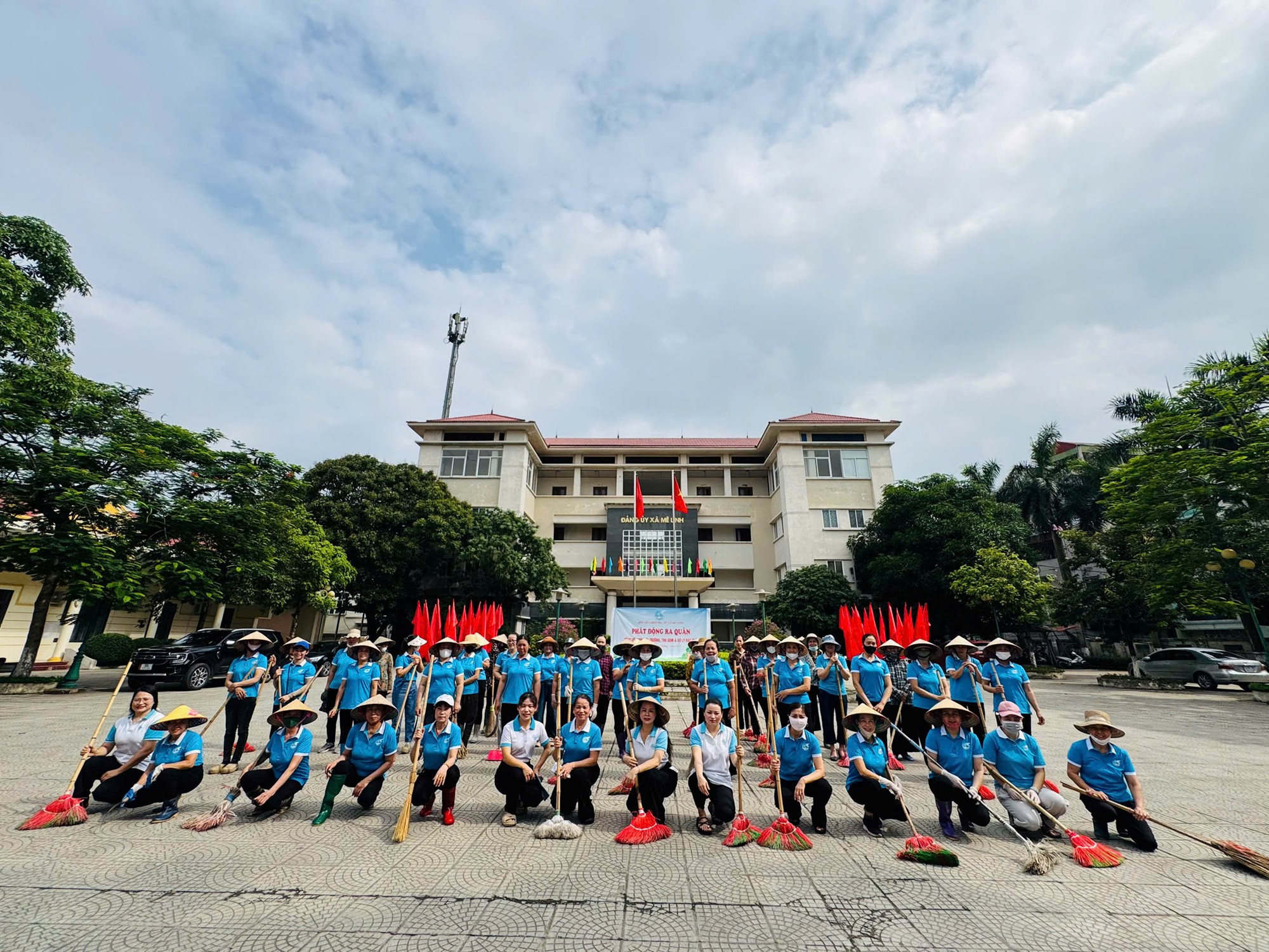 z67964196035769b36a905f007375068dd54b94e17ce38_tdkn Phát động tổng vệ sinh môi trường, lan tỏa thông điệp “Phụ nữ góp phần tạo ra sự thay đổi” - ảnh 1