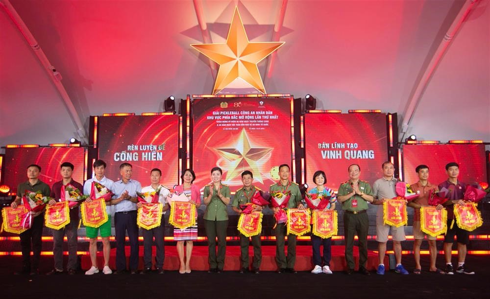 z681838706070978b9a3b8d45713a197ccf92f64256522_hpte Khai mạc Giải Pickleball Công an nhân dân mở rộng lần I - ảnh 1