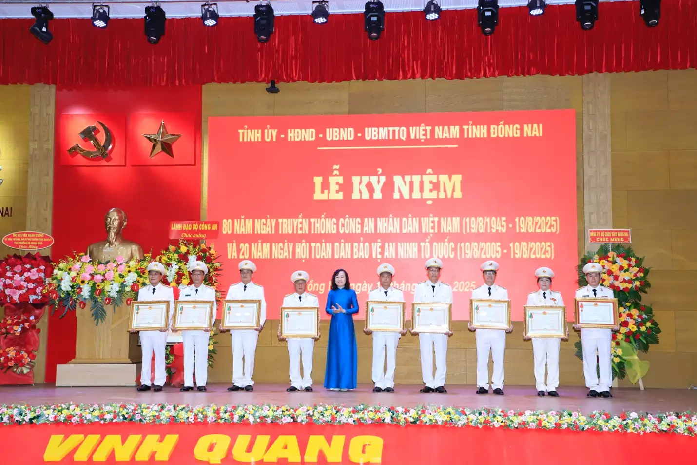 Đồng Nai: Nhiều tập thể, cá nhân xuất sắc được vinh danh tại Lễ kỷ niệm 80 năm Ngày truyền thống Công an Nhân dân và 20 năm Ngày hội Toàn dân bảo vệ an ninh Tổ quốc