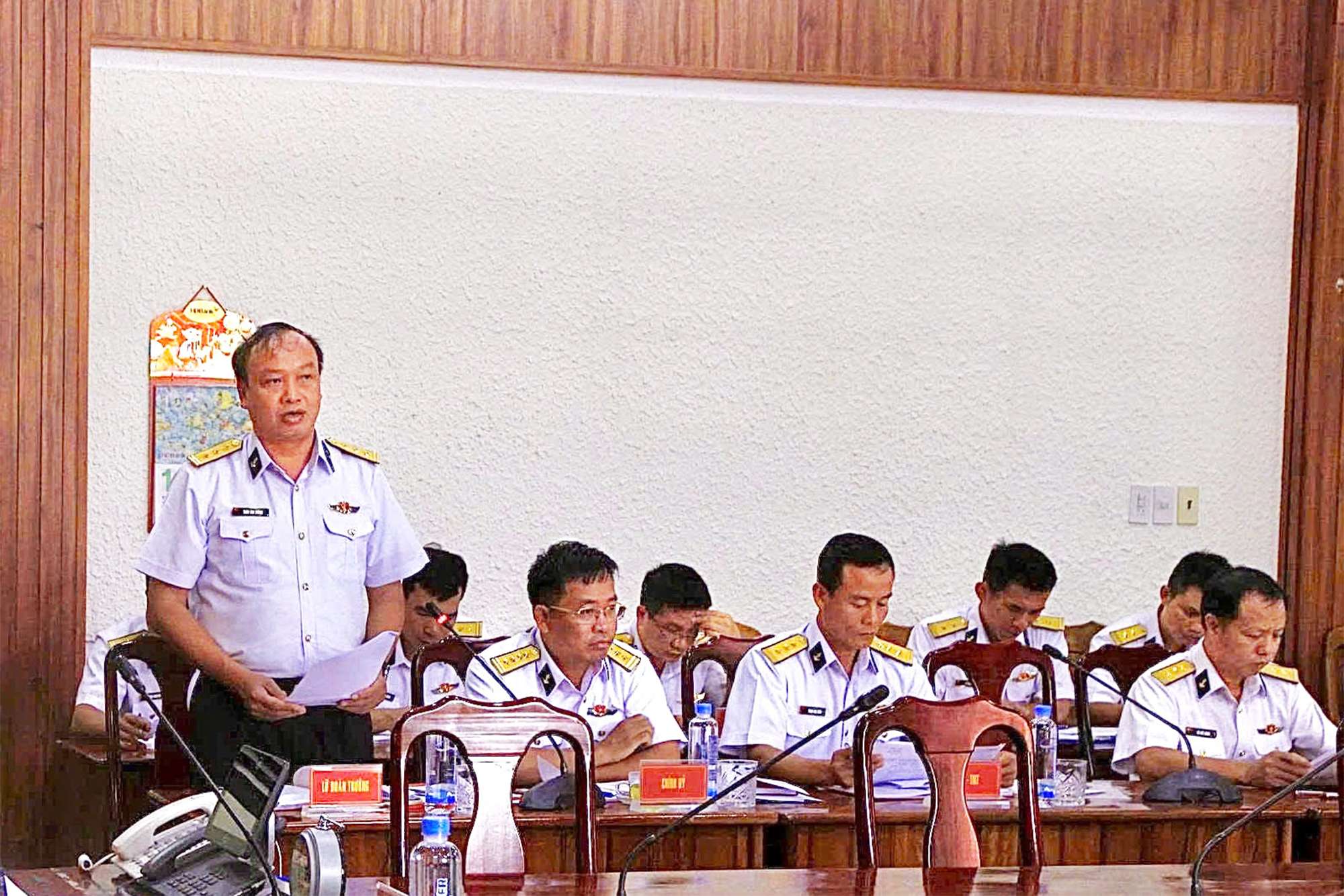 Phó Tư lệnh, Tham mưu trưởng Vùng 4 Hải quân thâm nhập, nắm tình hình tại Lữ đoàn 162