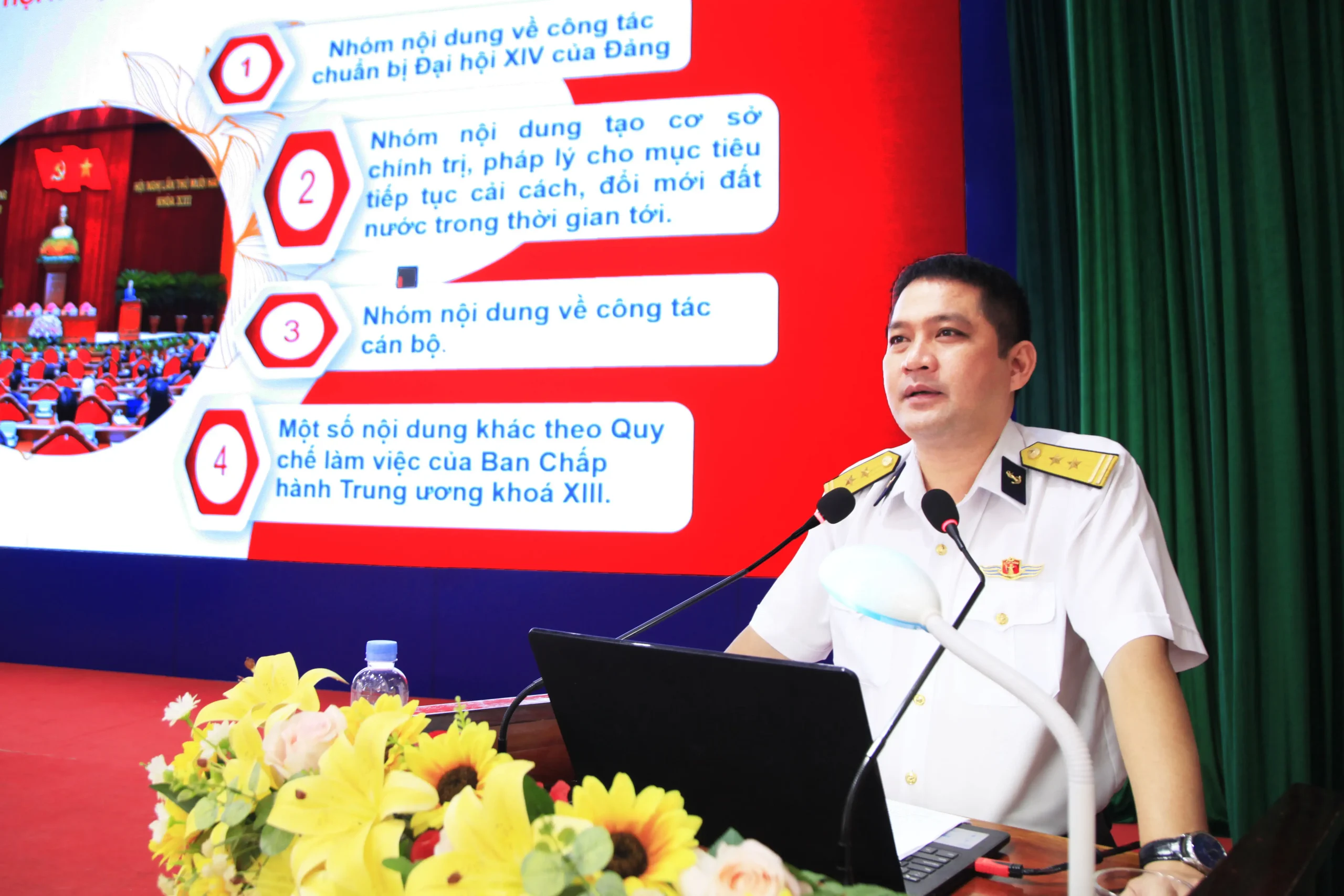 Lữ đoàn 162, Vùng 4 Hải quân thông báo nhanh kết quả Hội nghị Trung ương 12 và giáo dục nhiệm vụ 6 tháng cuối năm 2025.