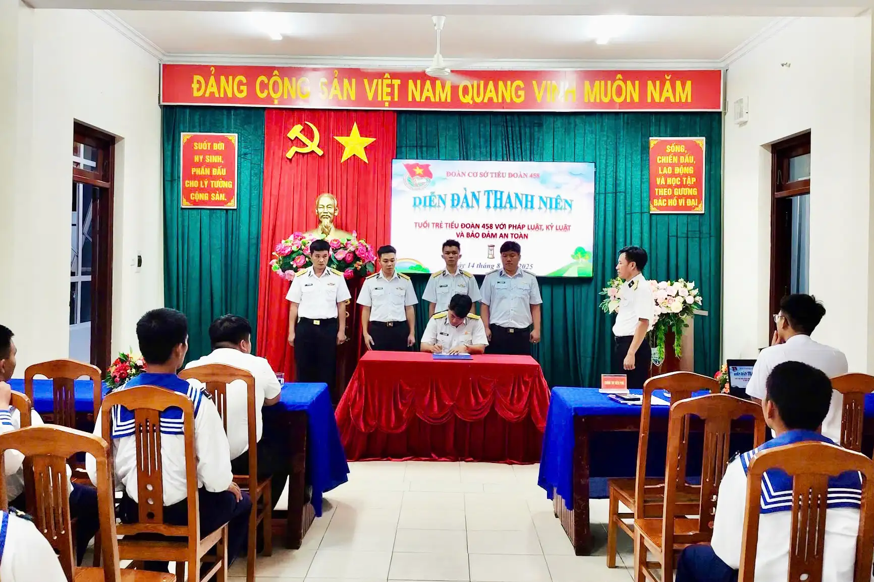 Diễn đàn thanh niên Tiểu đoàn 458, Vùng 4 Hải quân thành công tốt đẹp