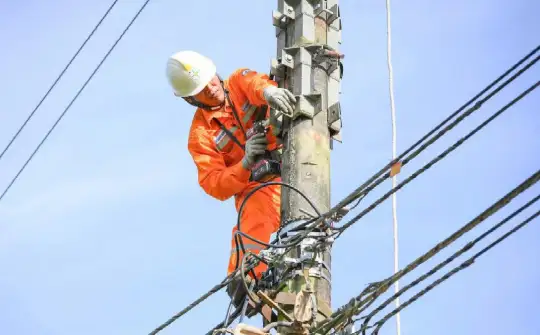 Nắng nóng cao điểm, hệ thống điện quốc gia thiết lập kỷ lục mới