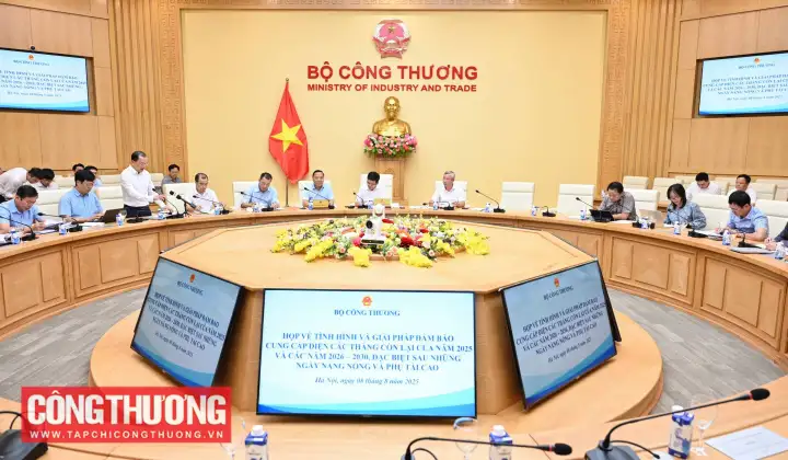 Bộ trưởng Nguyễn Hồng Diên chủ trì cuộc họp về đảm bảo cung cấp điện